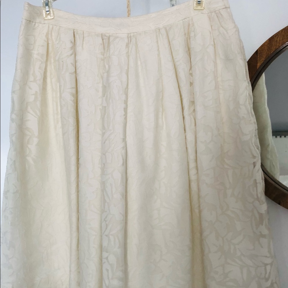 J-Crew white skirt 6 size